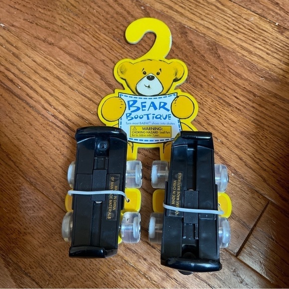 Build-a-Bear - Black Adjustable Roller Skates. 
New - Picture 1 of 7